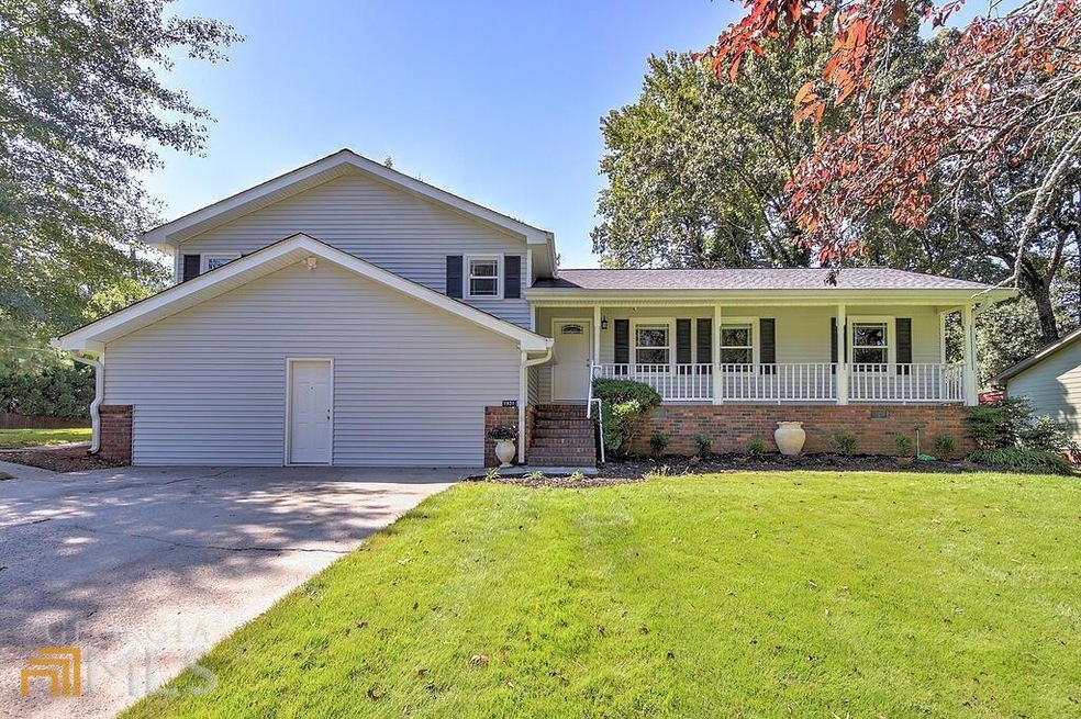 1931 Beaver Brook Ln NE, Marietta, GA 30062 - photo 1