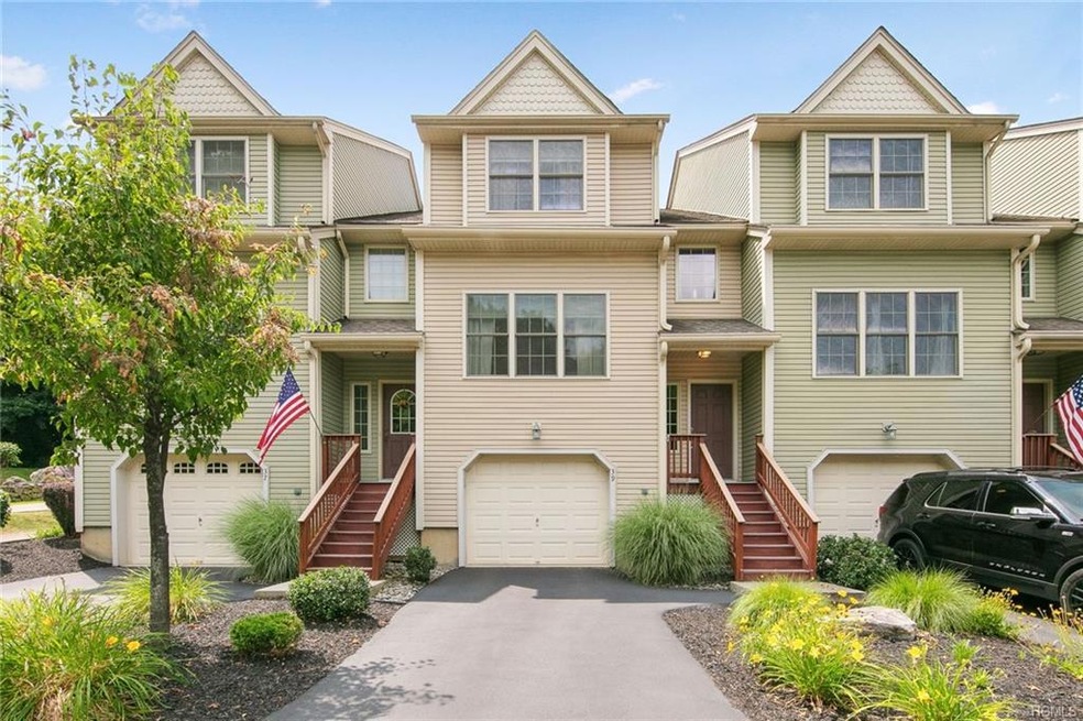 39 Winhaven Ct unit 2, Highland Falls, NY 10928 - photo 1