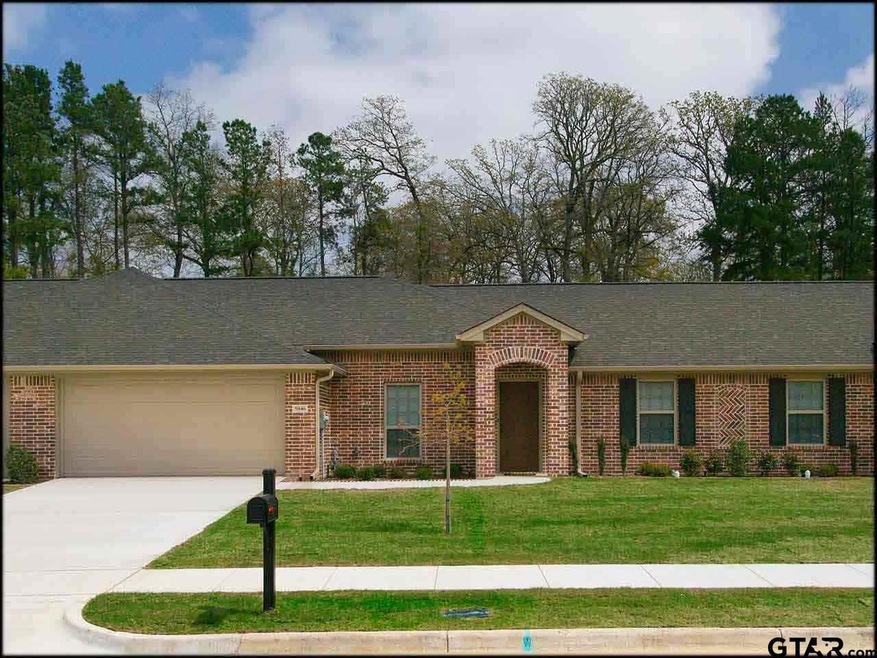 5064 Shiloh Ridge Dr, Tyler, TX 75703 - photo 1