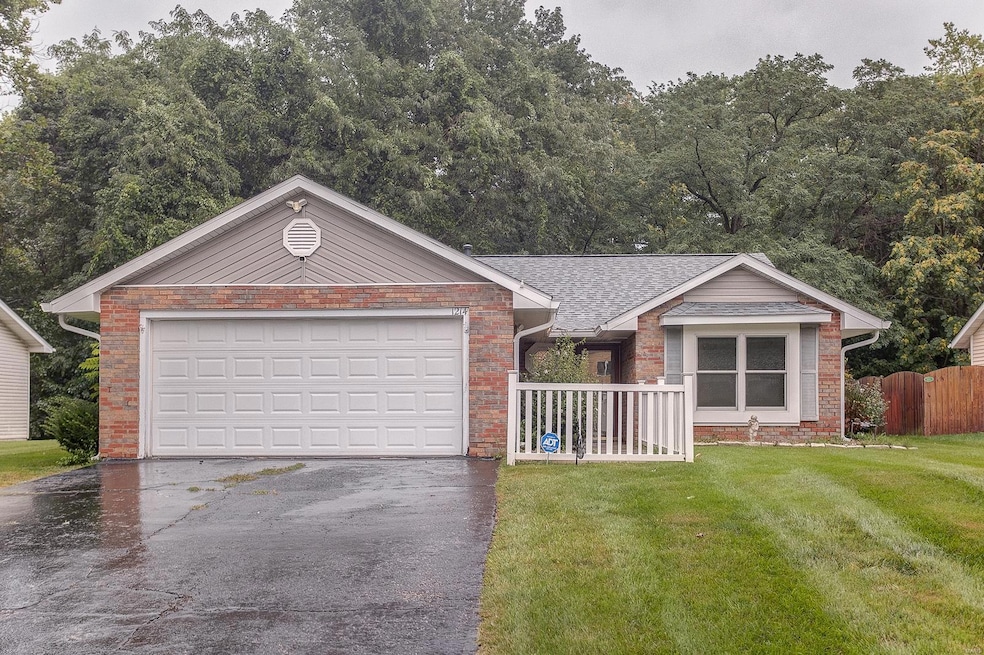 1214 Jacquelyn Ct, Maryville, IL 62062 - photo 1