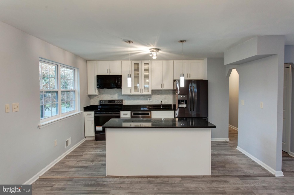 9216 Constantine Dr, Fort Washington, MD 20744 - photo 1