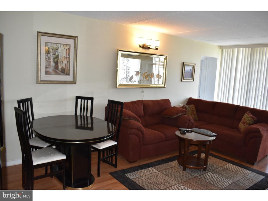 321 Playa Del Sol, Cherry Hill, NJ 08002 - photo 1