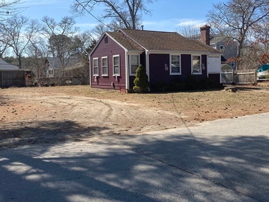 24 Juniper St, Wareham, MA 02571 - photo 1