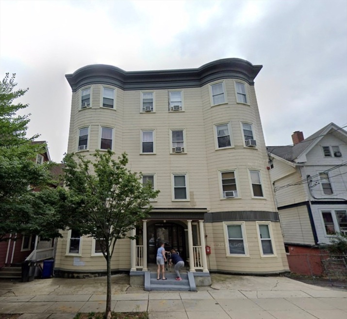 268 Washington Ave unit 15, Chelsea, MA 02150 - photo 1