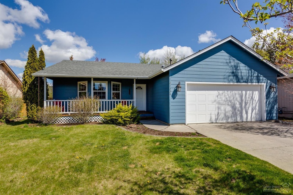 21336 Pelican Dr, Bend, OR 97701 - photo 1