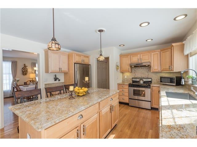 9 Deer Hill Rd, Sherman, CT 06784 - photo 1