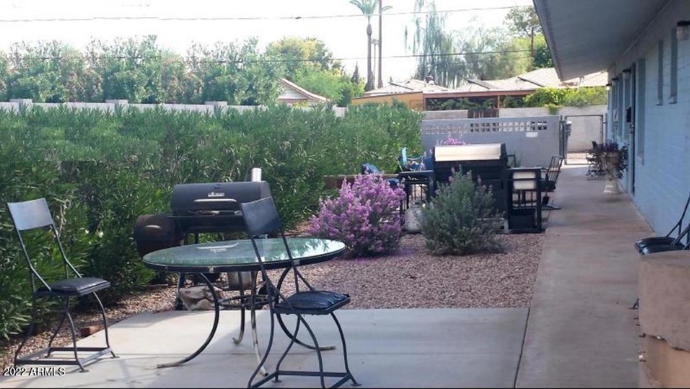 1819 N 18th St unit d2, Phoenix, AZ 85006 - photo 1