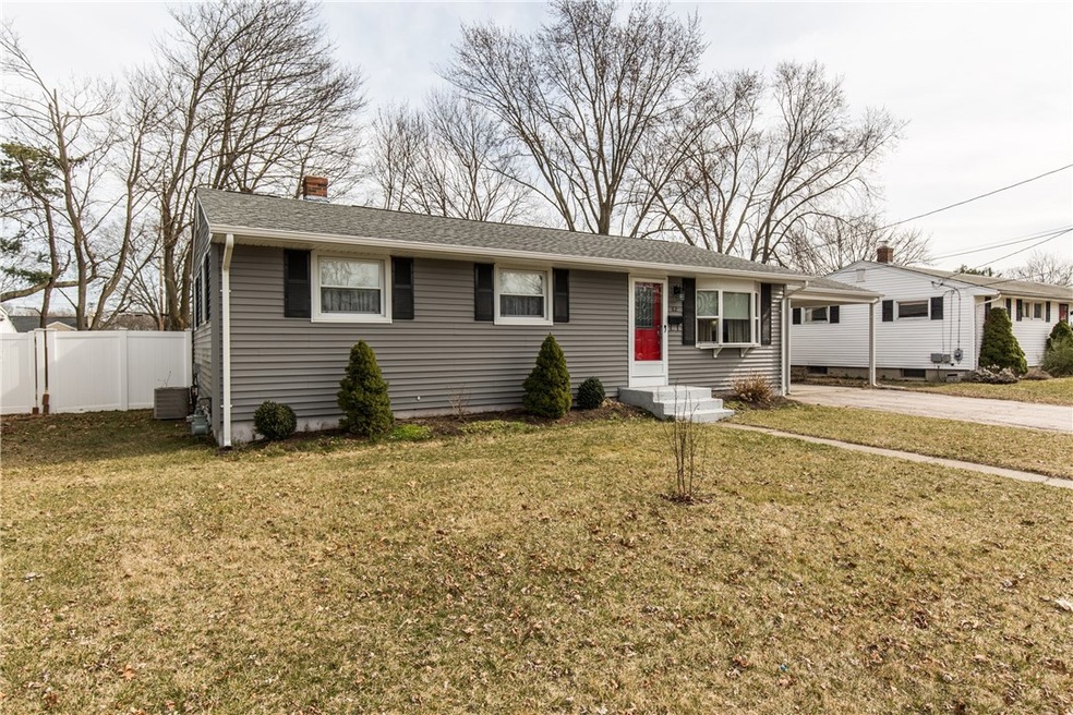 62 Hanover St, Warwick, RI 02886 - photo 1