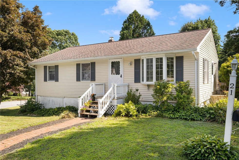 21 Sternbach St, West Warwick, RI 02893 - photo 1