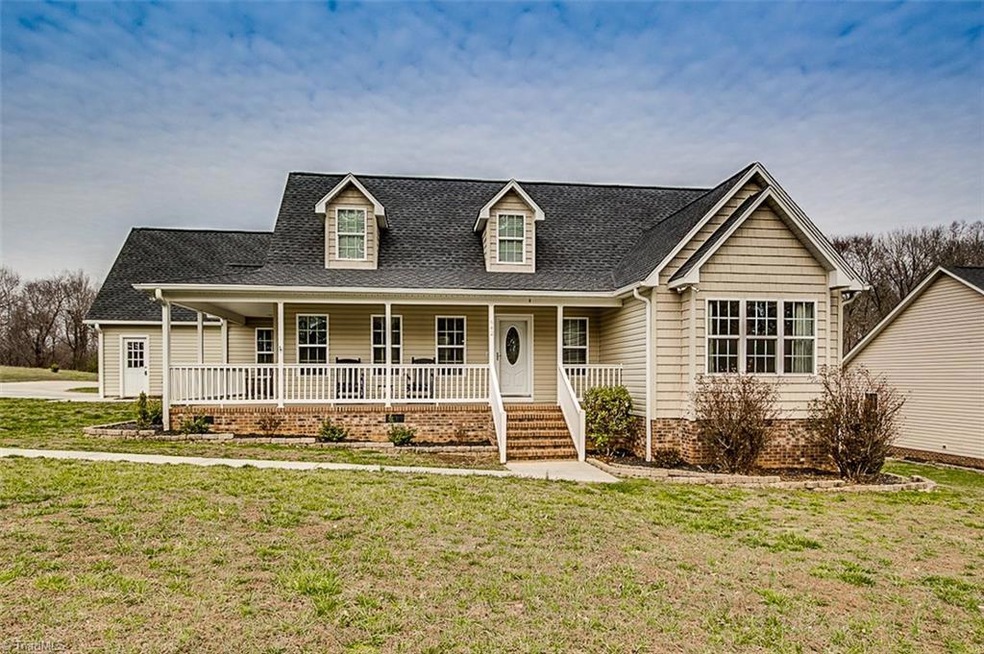 642 Sawyersville Rd, Asheboro, NC 27205 - photo 1