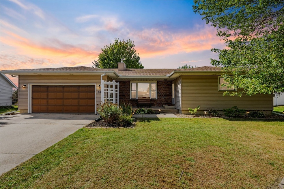 1314 9th St, Jesup, IA 50648 - photo 1