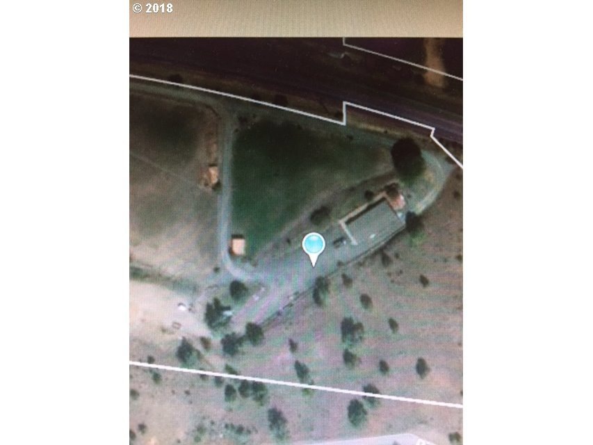 27859 Picnic Creek Rd, Mount Vernon, OR 97865 - photo 1