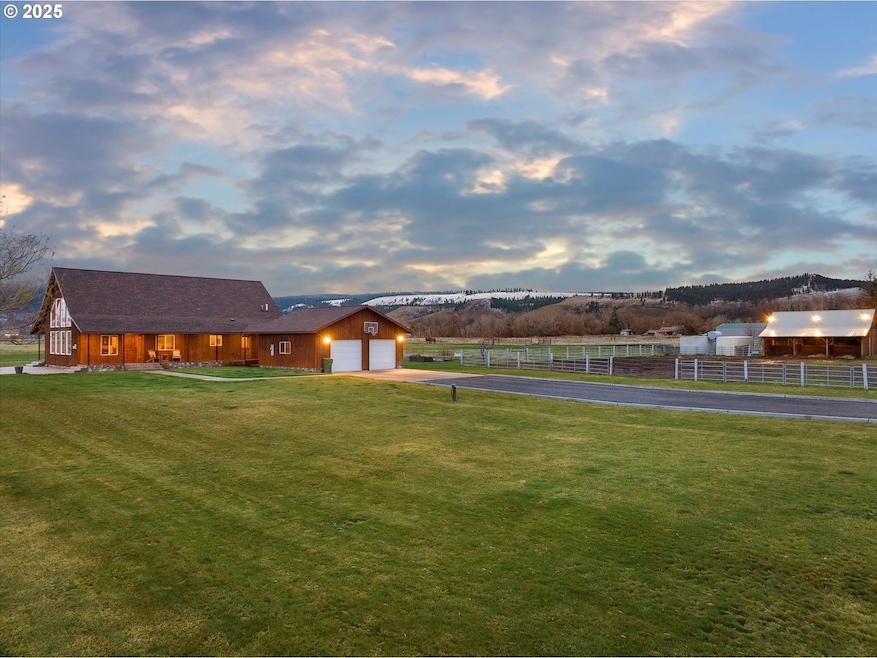 62123 Chandler Loop, La Grande, OR 97850 - photo 1