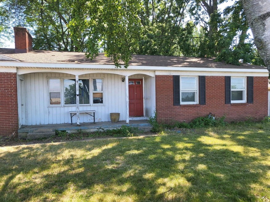 662 68th St SW, Byron Center, MI 49315 - photo 1