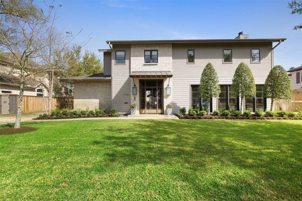 7726 Wedgewood Ln, Houston, TX 77055 - photo 1