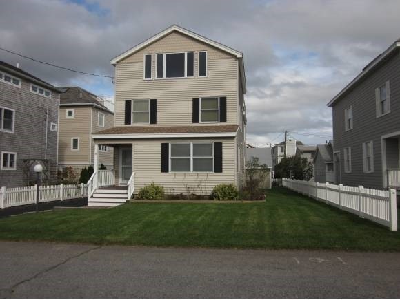 6 Toppan St, Hampton, NH 03842 - photo 1