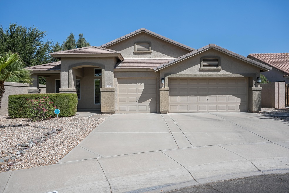 1332 W Winchester Way - 01
