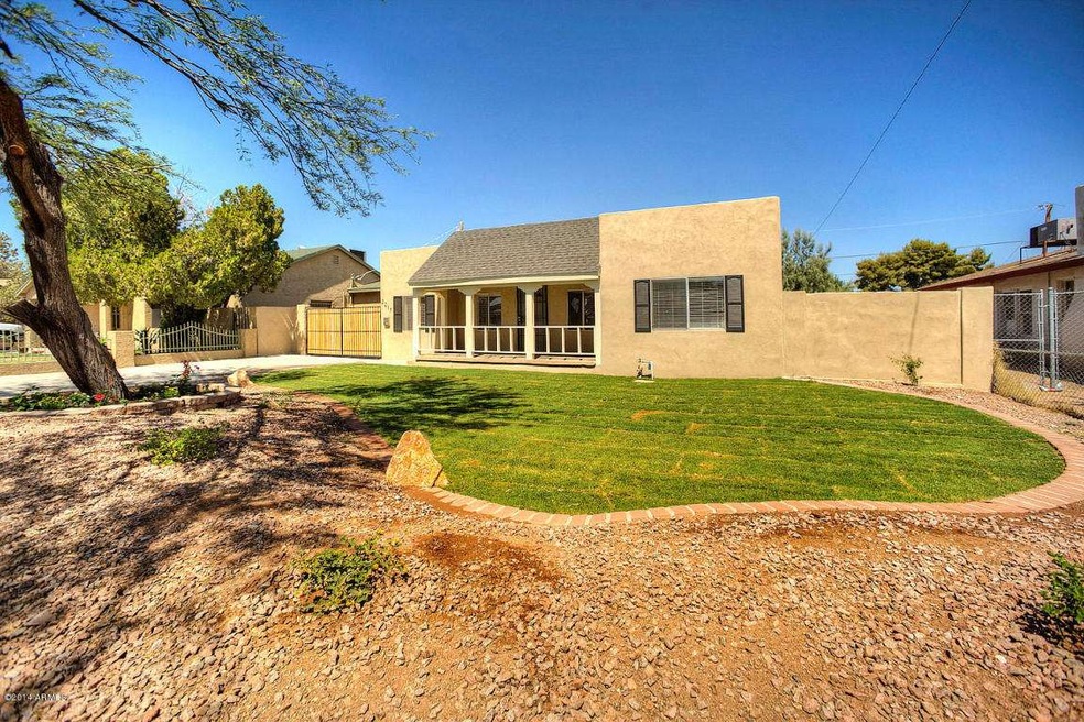 2217 N 25th St, Phoenix, AZ 85008 - photo 1