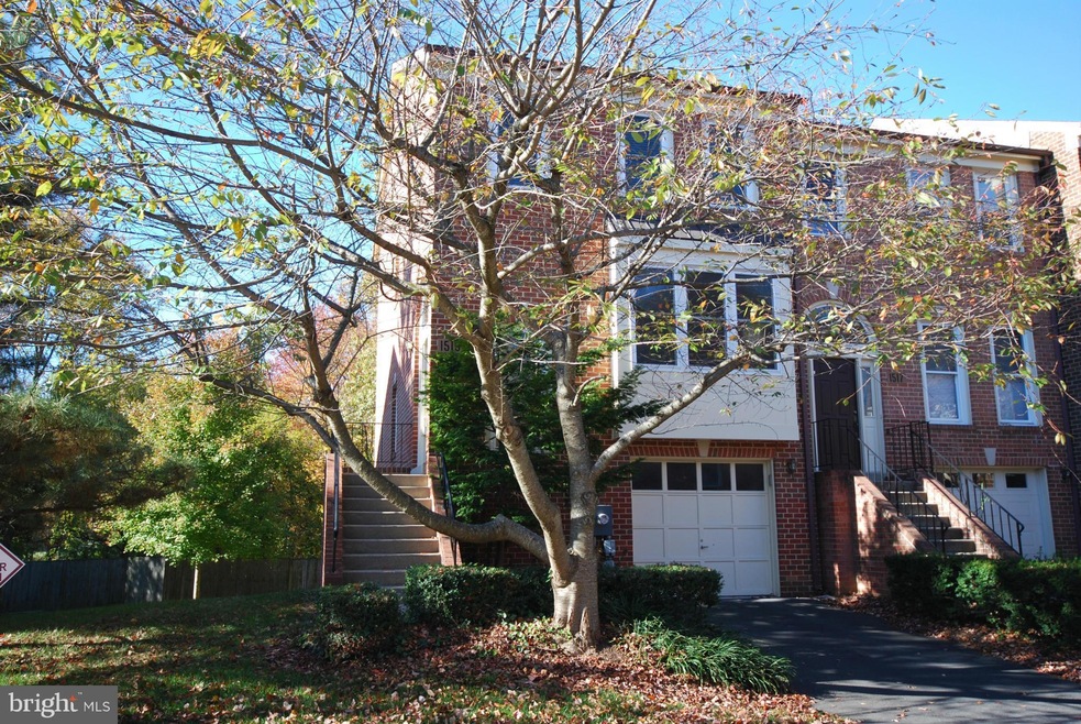 1519 Templeton Place, Rockville, MD 20852 - photo 1