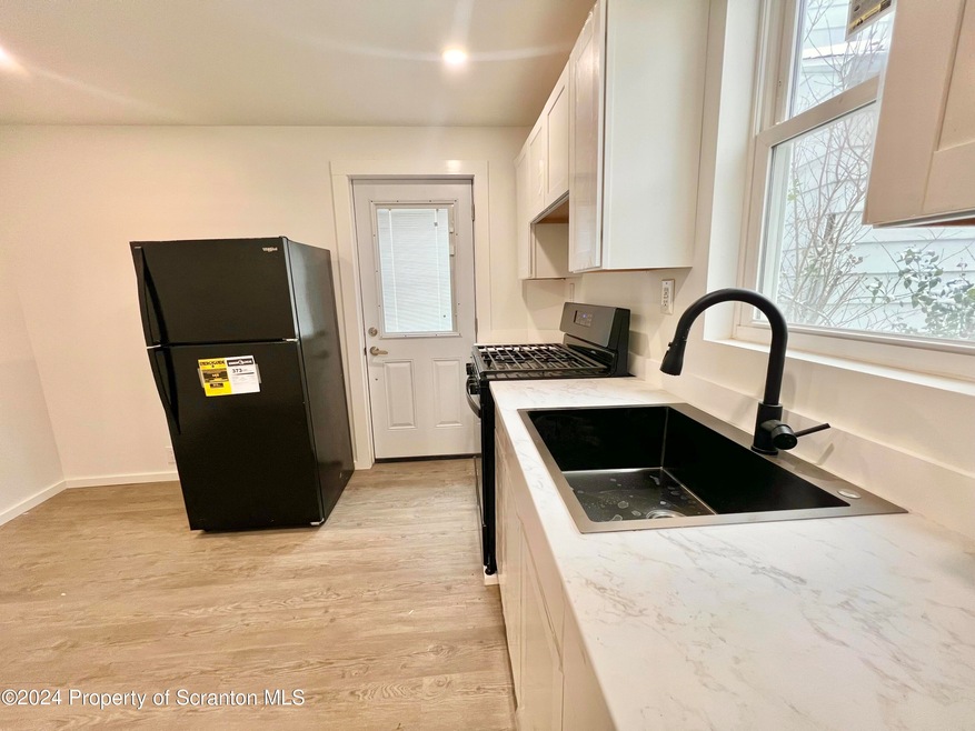 175 Wood St, Wilkes Barre, PA 18702 - photo 1