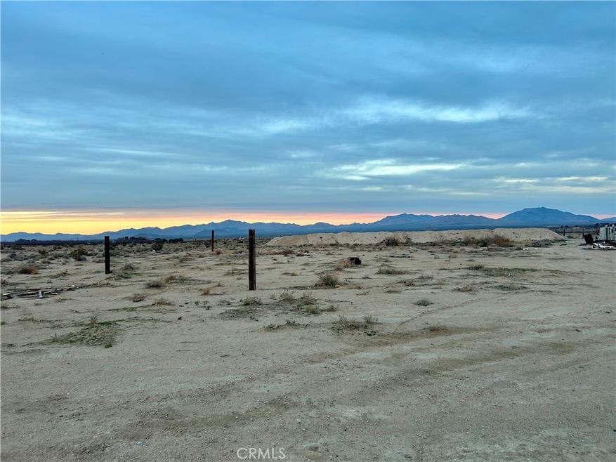 36352 Rodeo Rd, Lucerne Valley, CA 92356 - photo 1