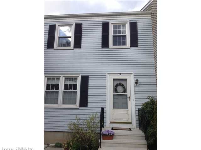 39 Tapping Reeve Village unit 39, Litchfield, CT 06759 - photo 1