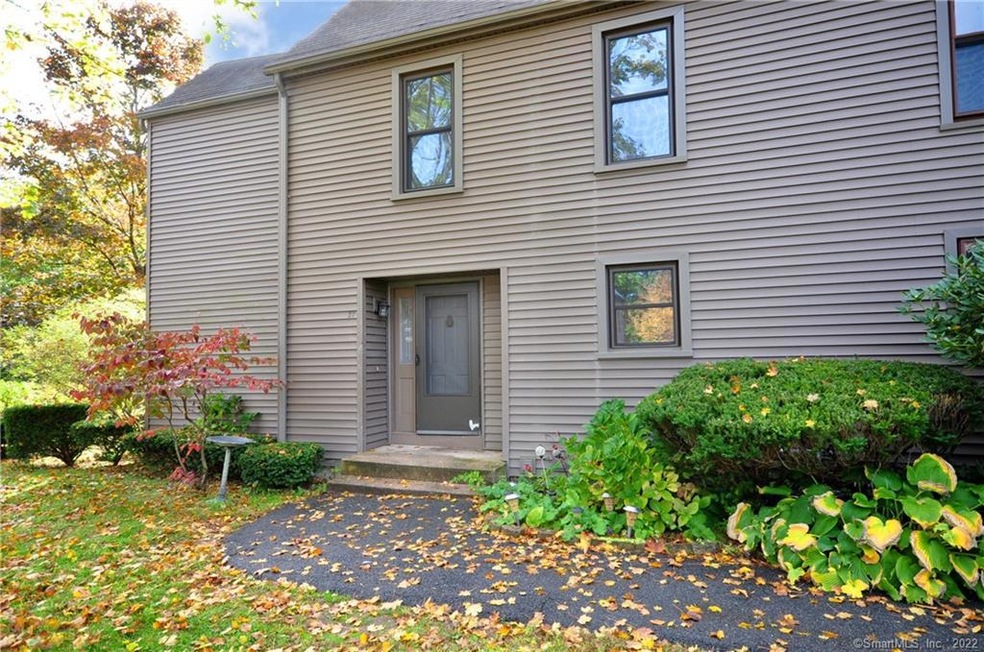 37 Danforth Ln unit 37, Rocky Hill, CT 06067 - photo 1