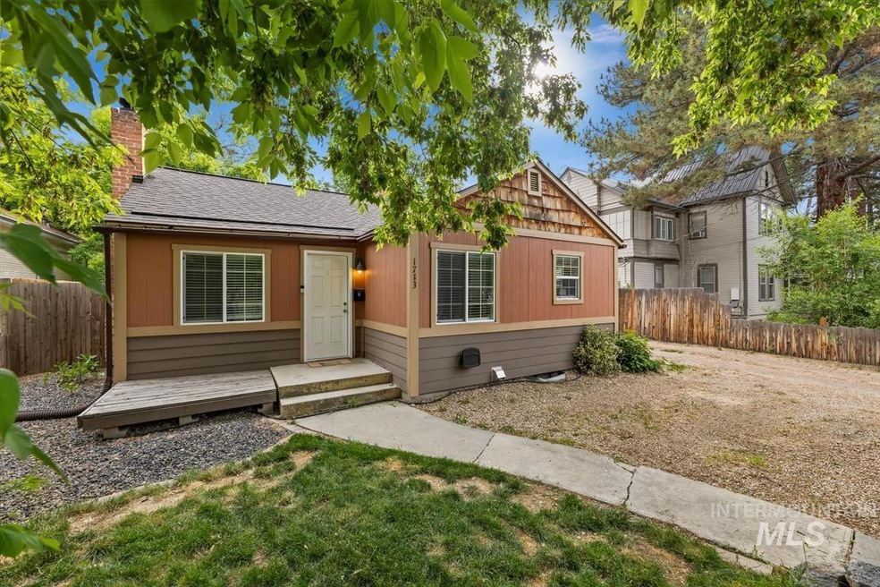 Sold • Co-Listing Agent