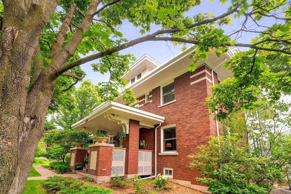 2328 E 3rd St, Duluth, MN 55812 - photo 1