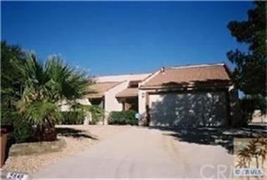 Beautiful curb appeal says welcome home!