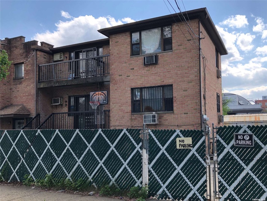 45-64 Burling St unit 1st, Flushing, NY 11355 - photo 1