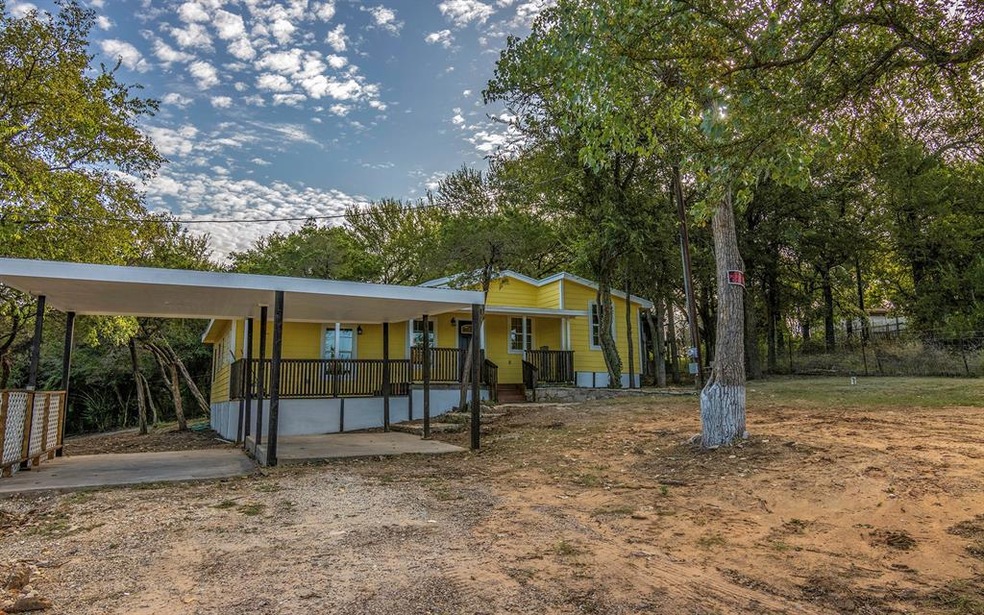 508 Lois Cir, Granbury, TX 76049 - photo 1