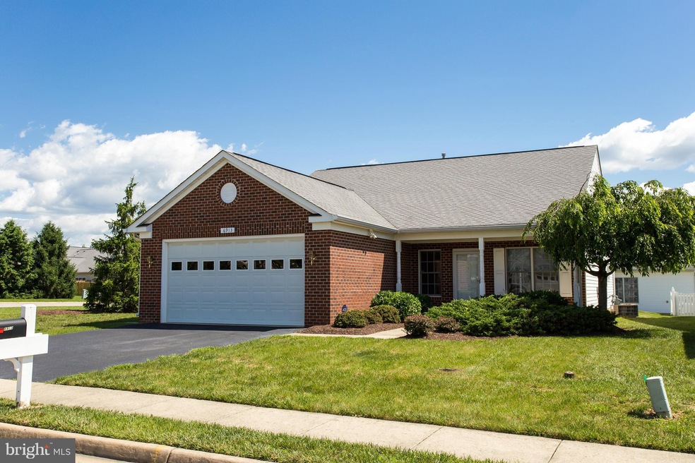 6913 Castleton Dr, Fredericksburg, VA 22407 - photo 1