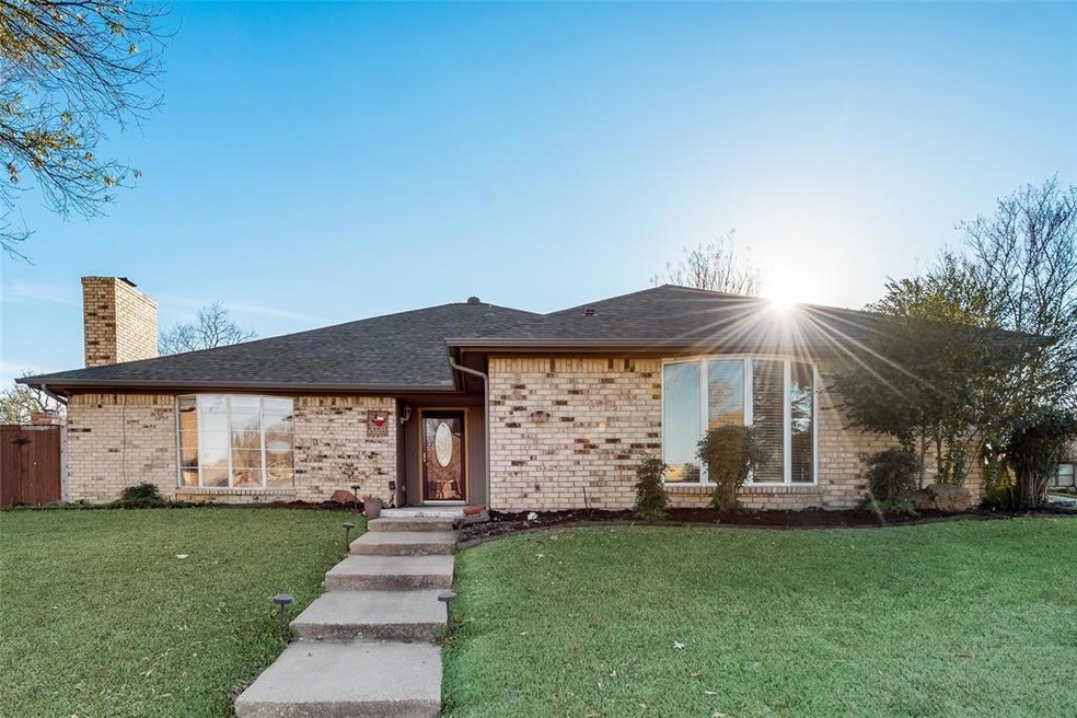 2028 Oakmeadow St, Bedford, TX 76021 - photo 1