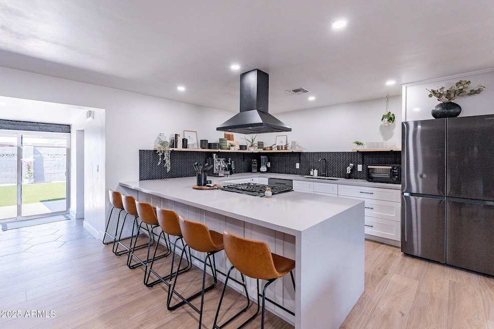 Under Contract $525,000 • Co-Listing Agent