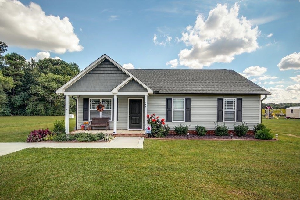 344 Bent Tree Ln, Dunn, NC 28334 - photo 1