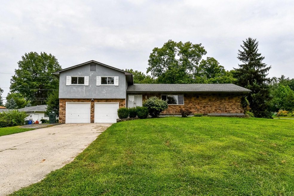 1030 Plum Ridge, Columbus, OH 43213 - photo 1