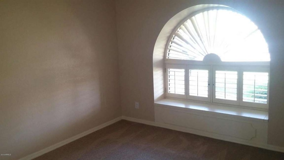 219 W Caroline Ln, Tempe, AZ 85284 - photo 1