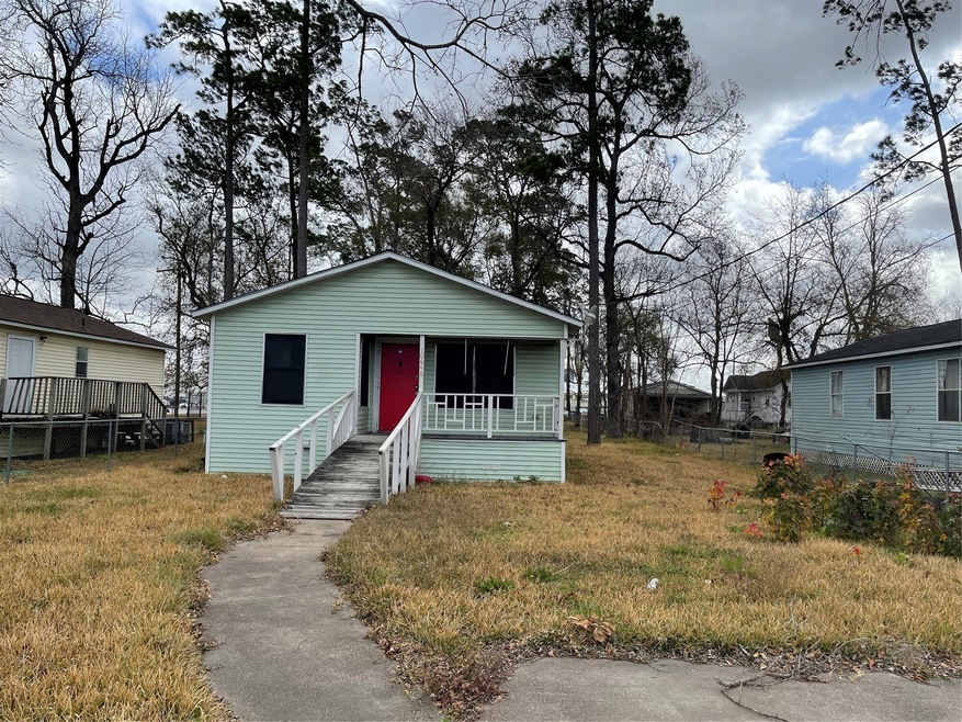 10646 Strickland St, Houston, TX 77093 - photo 1