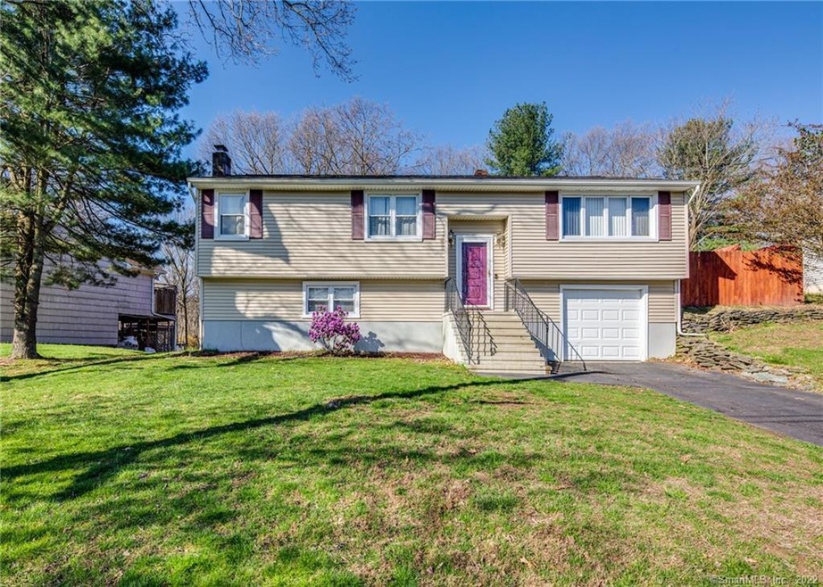 4 Wildwood Terrace, West Haven, CT 06516 - photo 1