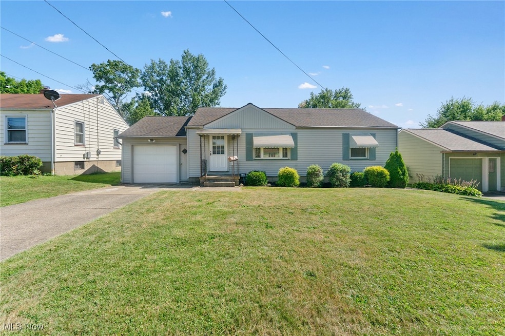 445 Powers Ave, Girard, OH 44420 - photo 1