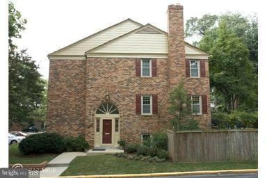 11310 Empire Ln, Rockville, MD 20852 - photo 1