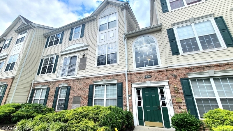 103 Limerick Ln unit 103, Phillipsburg, NJ 08865 - photo 1