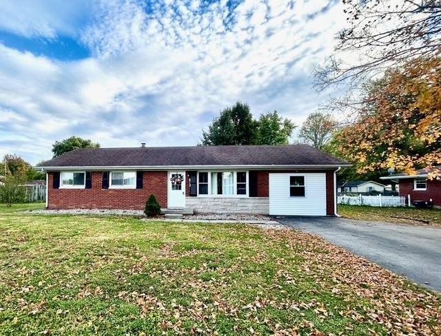 613 E Tulip Ln, Connersville, IN 47331 - photo 1