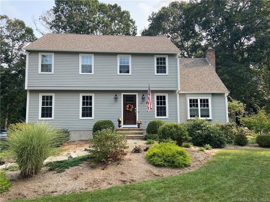 27 Olde Orchard Rd, Clinton, CT 06413 - photo 1