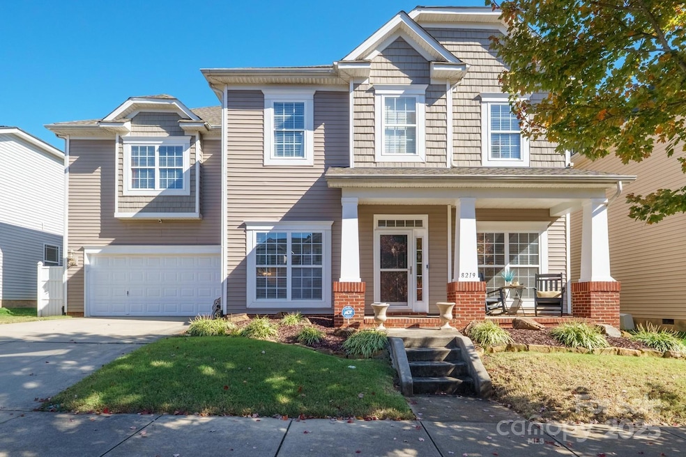 Welcome Home to MacAulay!