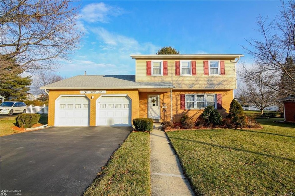 1031 N 11th St, Whitehall, PA 18052 - photo 1