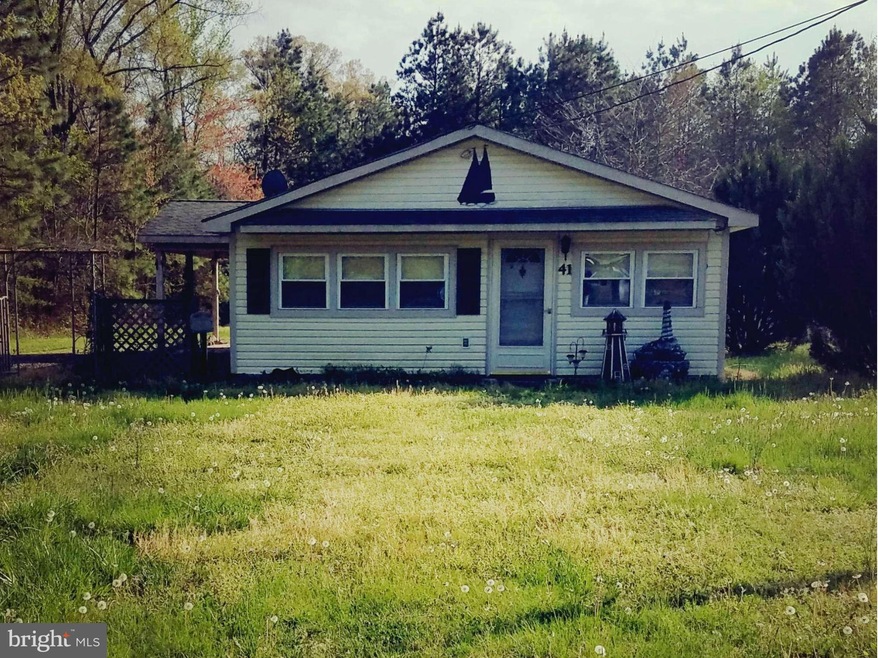 41 Greenway Dr, Colonial Beach, VA 22443 - photo 1