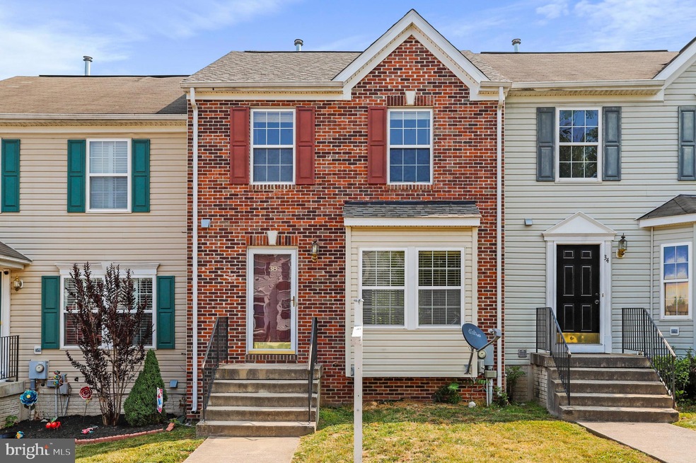 38 Litchfield Ln W, Martinsburg, WV 25405 - photo 1