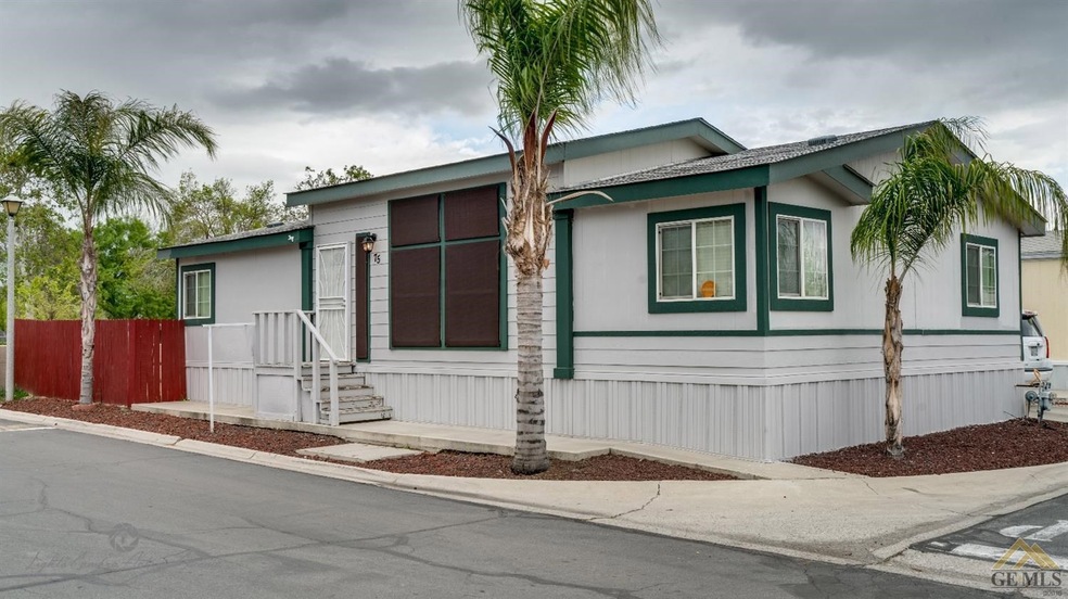 1601 Poso Dr unit 75, Wasco, CA 93280 - photo 1